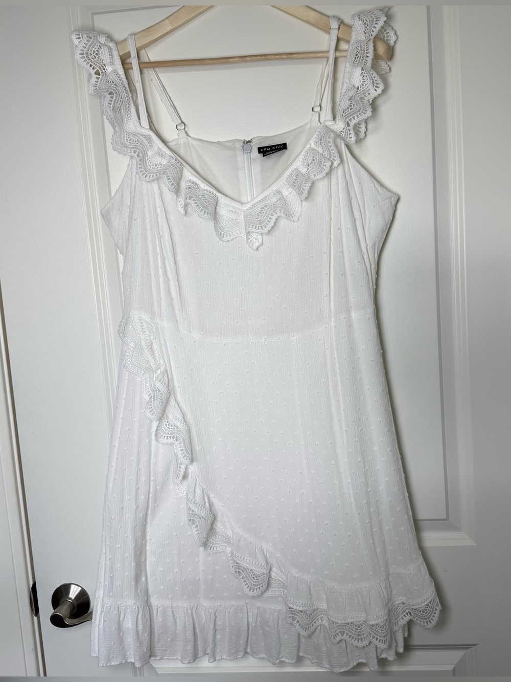 City Chic White Swiss Dot Lace Ruffle Mini Dress Size L/20
